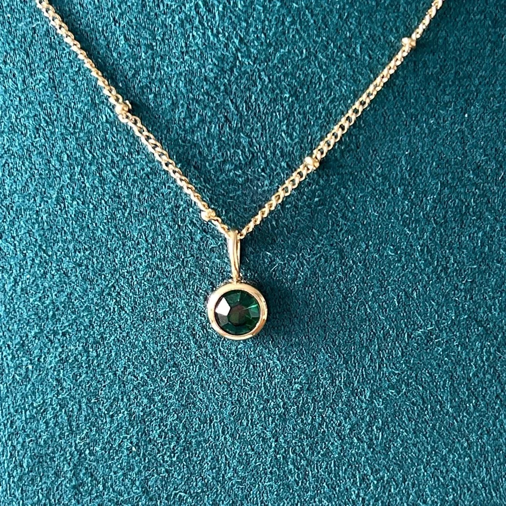 Oshena designer Beachwear bezel set emerald‎ green stone Gold Necklace